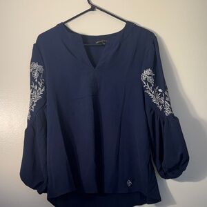 Adrienne Vittadini Navy Top with White Floral Sleeve Embroidery